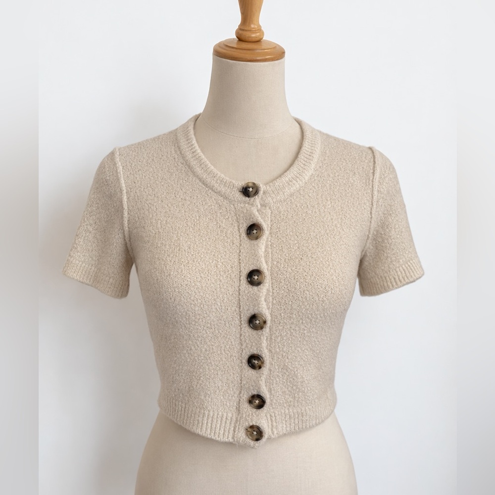 Aritzia Cream Short Sleeve Cardigan